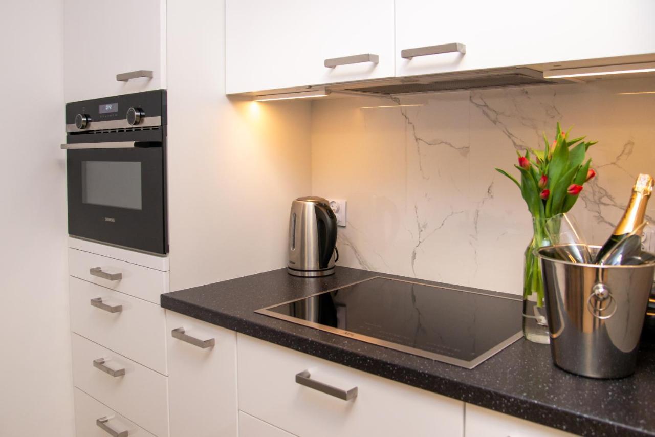 Maya'S Flats & Resorts 49 - Spacious 3 Rooms Apartment In Szafarnia Gdańsk Kültér fotó