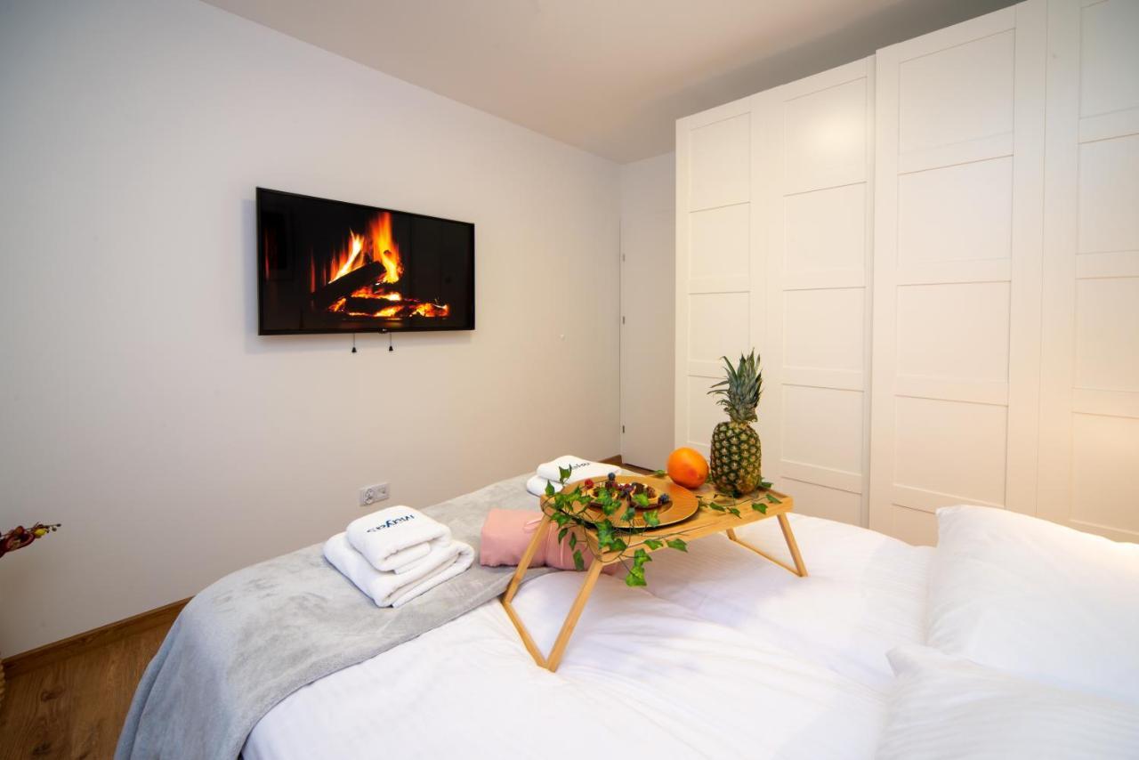 Maya'S Flats & Resorts 49 - Spacious 3 Rooms Apartment In Szafarnia Gdańsk Kültér fotó
