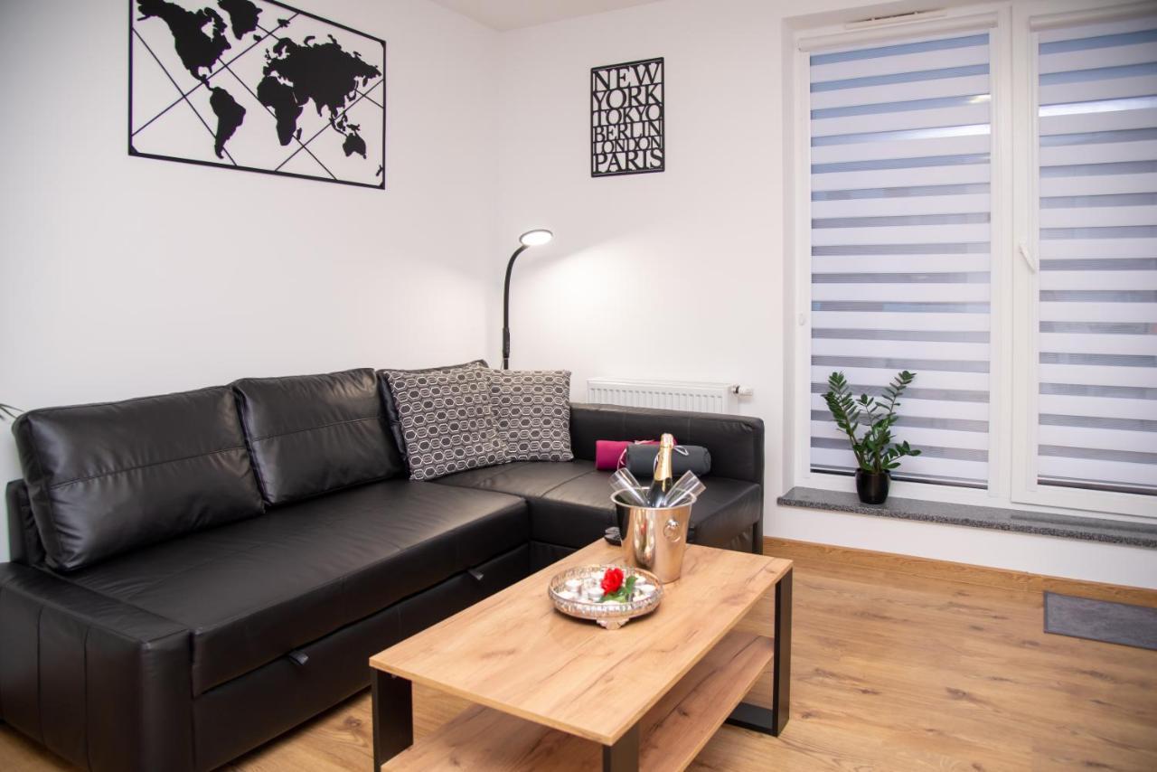 Maya'S Flats & Resorts 49 - Spacious 3 Rooms Apartment In Szafarnia Gdańsk Kültér fotó