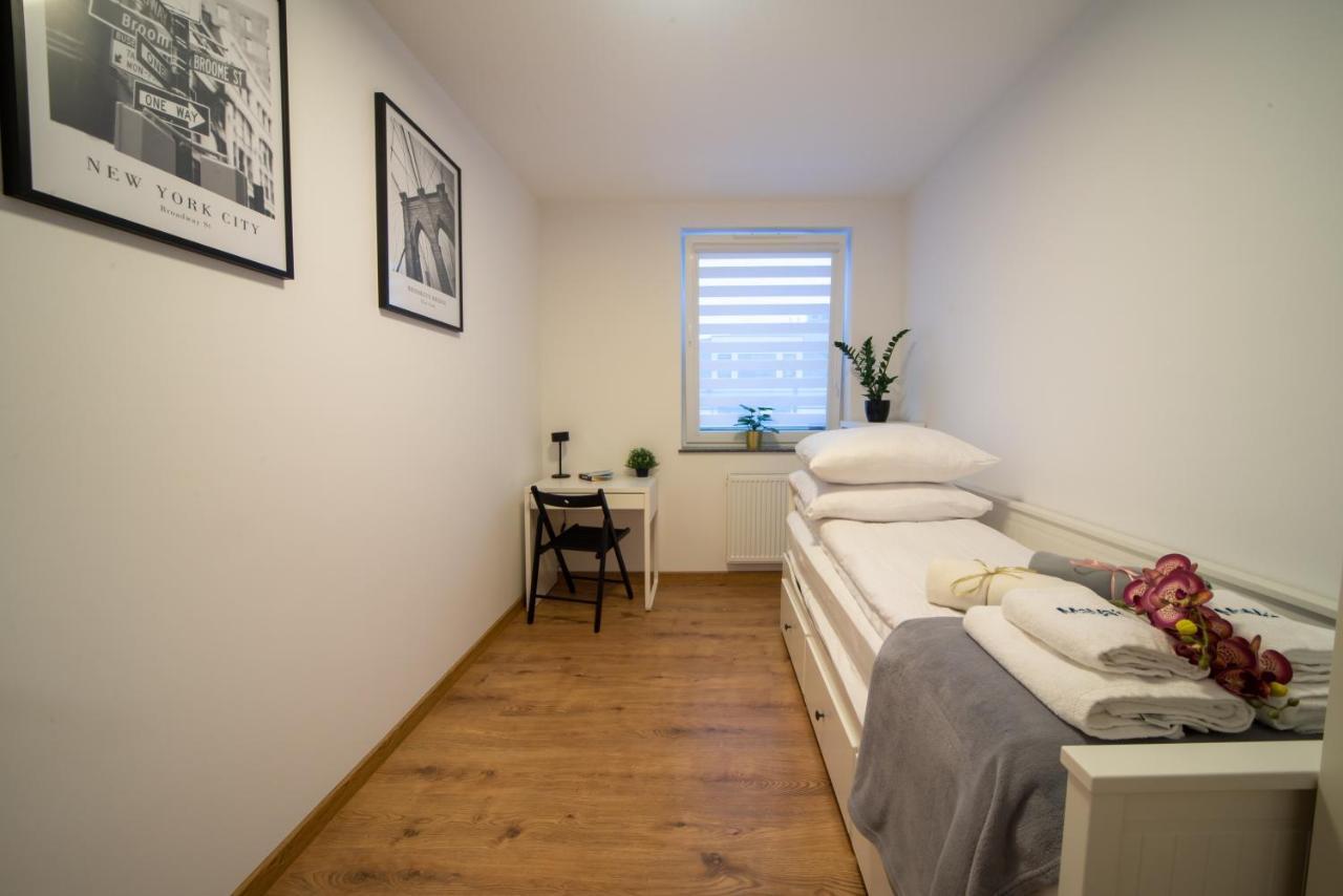 Maya'S Flats & Resorts 49 - Spacious 3 Rooms Apartment In Szafarnia Gdańsk Kültér fotó