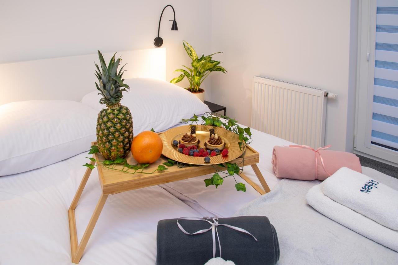 Maya'S Flats & Resorts 49 - Spacious 3 Rooms Apartment In Szafarnia Gdańsk Kültér fotó